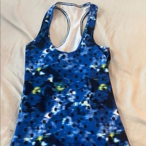 Lululemon tank